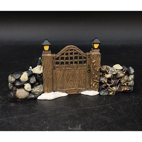 Department 56 Dickens Village 1998 Fieldstone Entry Gate #52718 - Picture 2 of 6
